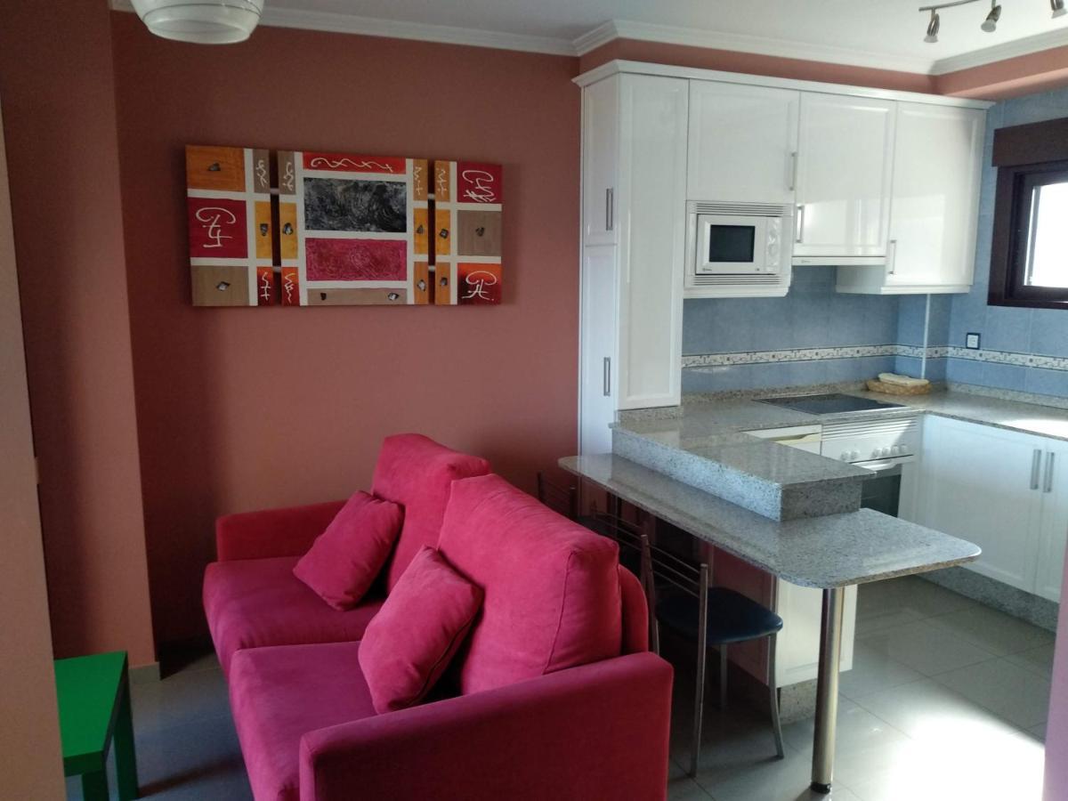 Apartamentos Turisticos Vilagarcia- Rio Ulla บิลาการ์เซีย เด อาโรว์ซา ภายนอก รูปภาพ
