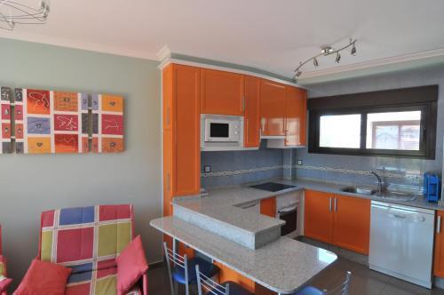 Apartamentos Turisticos Vilagarcia- Rio Ulla บิลาการ์เซีย เด อาโรว์ซา ภายนอก รูปภาพ
