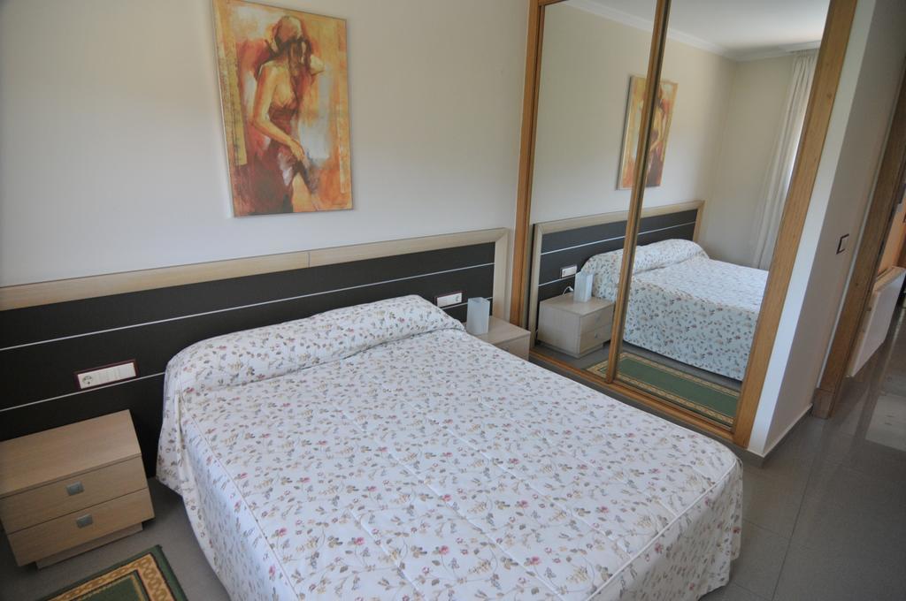 Apartamentos Turisticos Vilagarcia- Rio Ulla บิลาการ์เซีย เด อาโรว์ซา ห้อง รูปภาพ